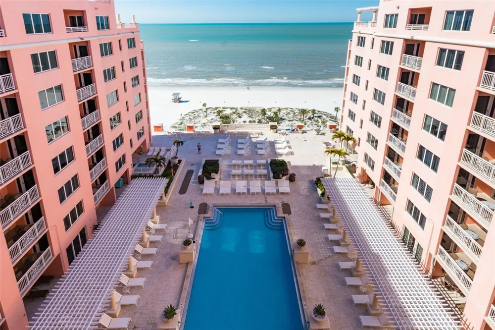 301 S GULFVIEW BOULEVARD #304 Clearwater Beach, FL 33767