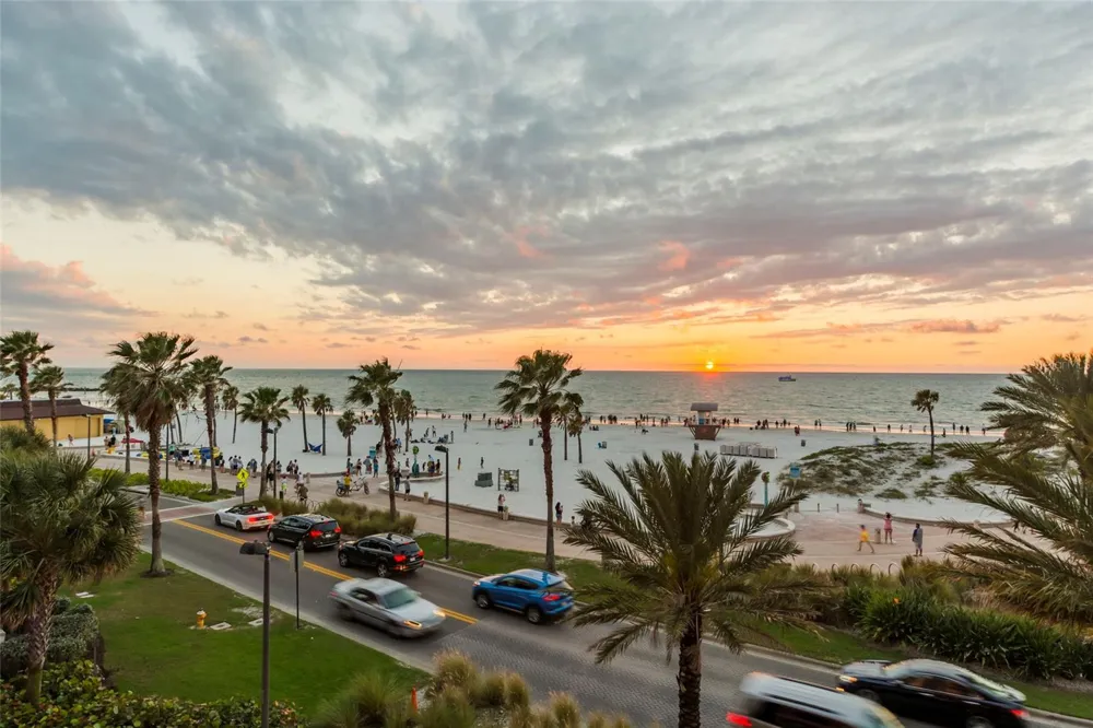 301 S GULFVIEW BOULEVARD #304 Clearwater Beach, FL 33767