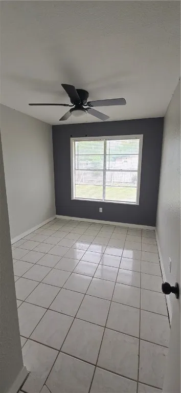 1013 Evergreen Street Mathis, TX 78368
