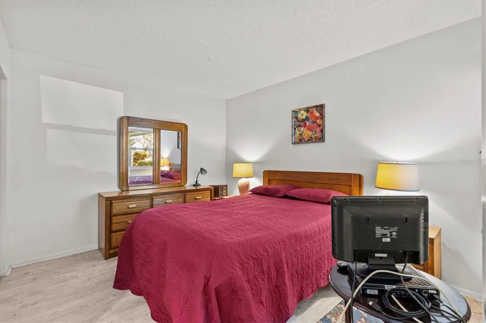 39650 US HIGHWAY 19 #553 Tarpon Springs, FL 34689