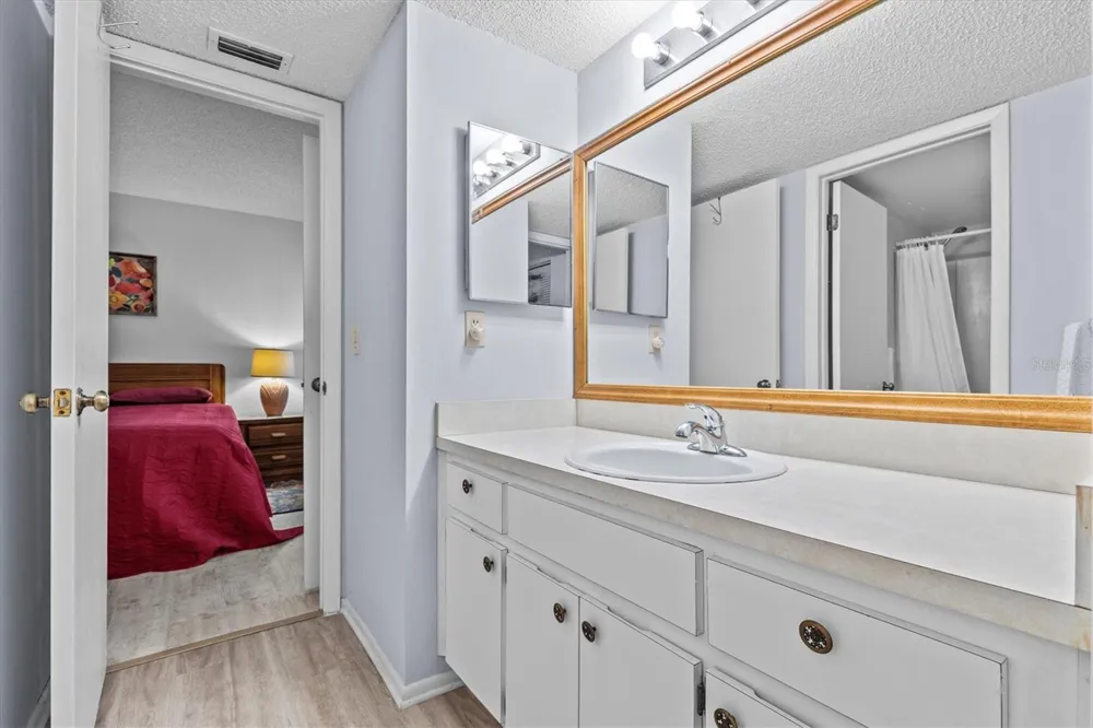 39650 US HIGHWAY 19 #553 Tarpon Springs, FL 34689