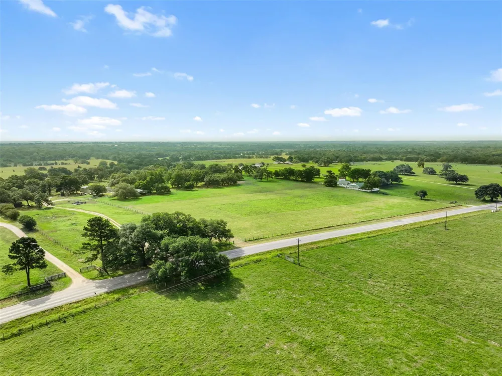 Fm 957 Schulenburg, TX 78956