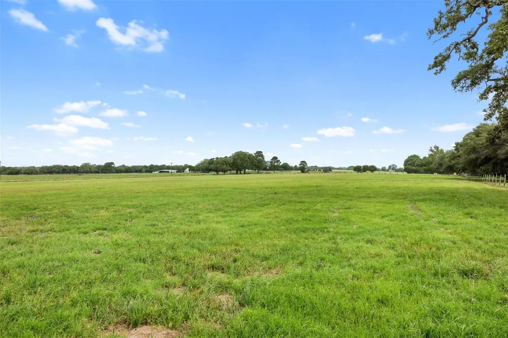 Fm 957 Schulenburg, TX 78956