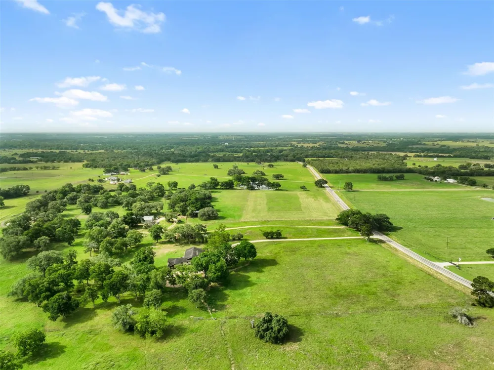 Fm 957 Schulenburg, TX 78956