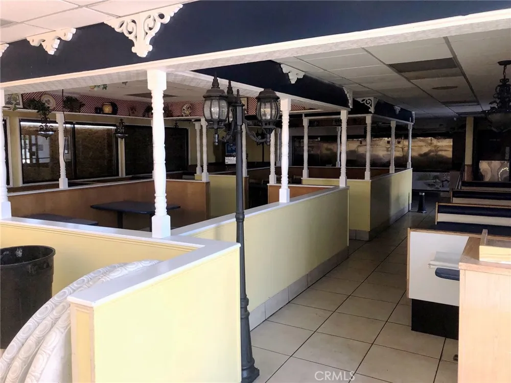 1531 E Florida Avenue Hemet, CA 92544