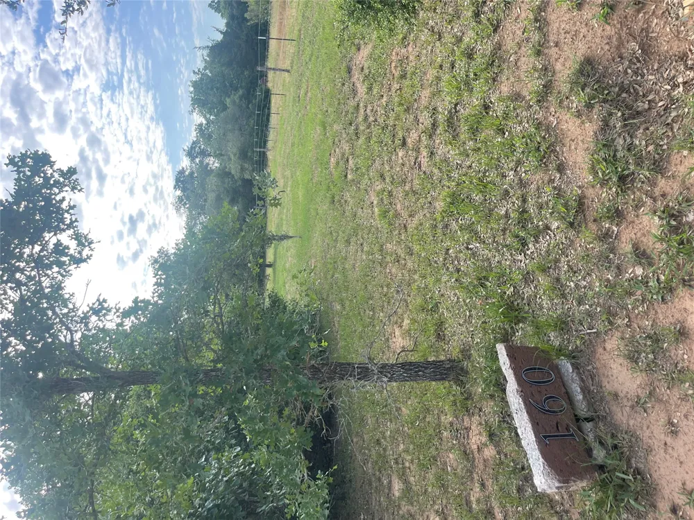160 Radcliff Lane Harwood, TX 78953