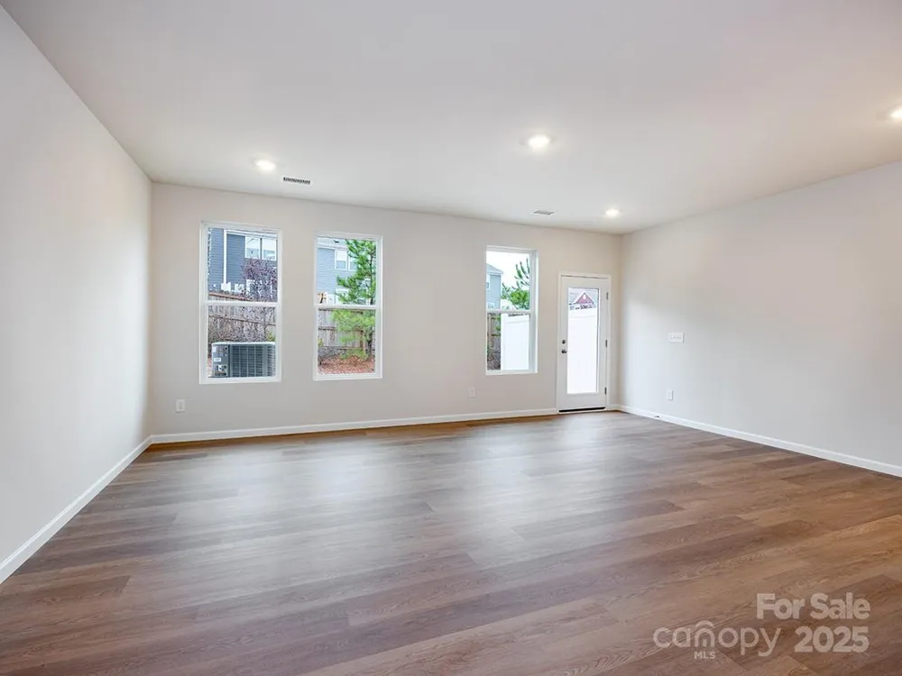 2535 Ruby Dixon Crossing Drive #19 Gastonia, NC 28056