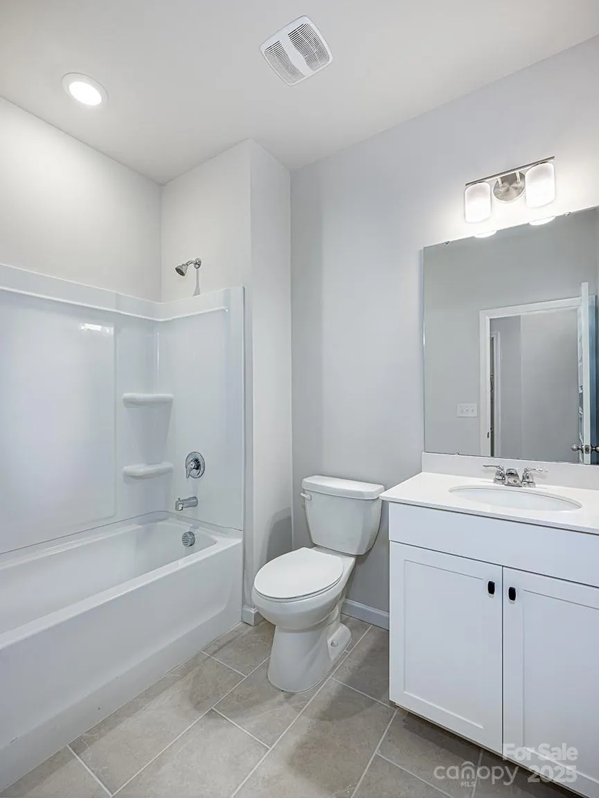 2535 Ruby Dixon Crossing Drive #19 Gastonia, NC 28056