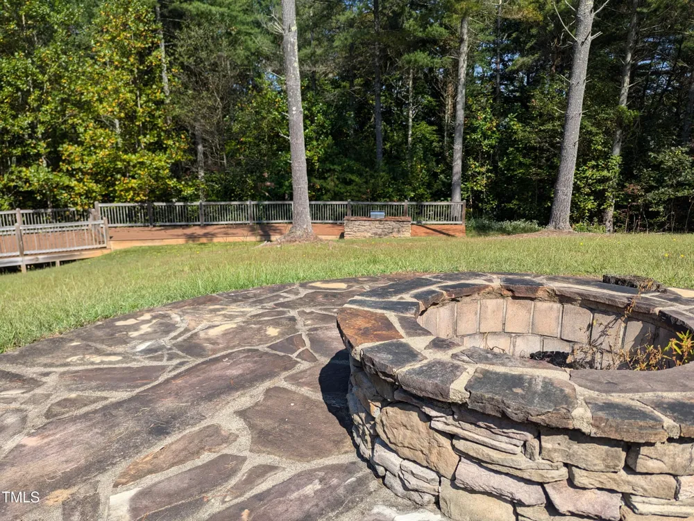 1057 Lakeside Way NW Valdese, NC 28690