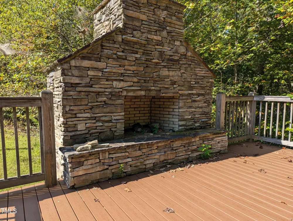 1057 Lakeside Way NW Valdese, NC 28690