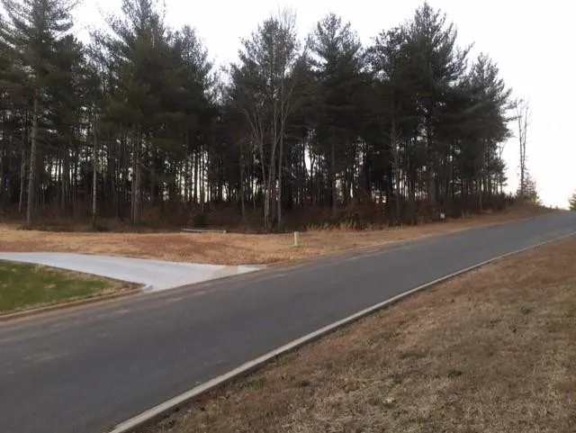 1057 Lakeside Way NW Valdese, NC 28690