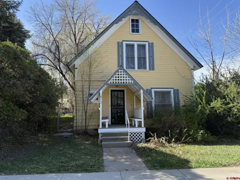 613 3rd Street