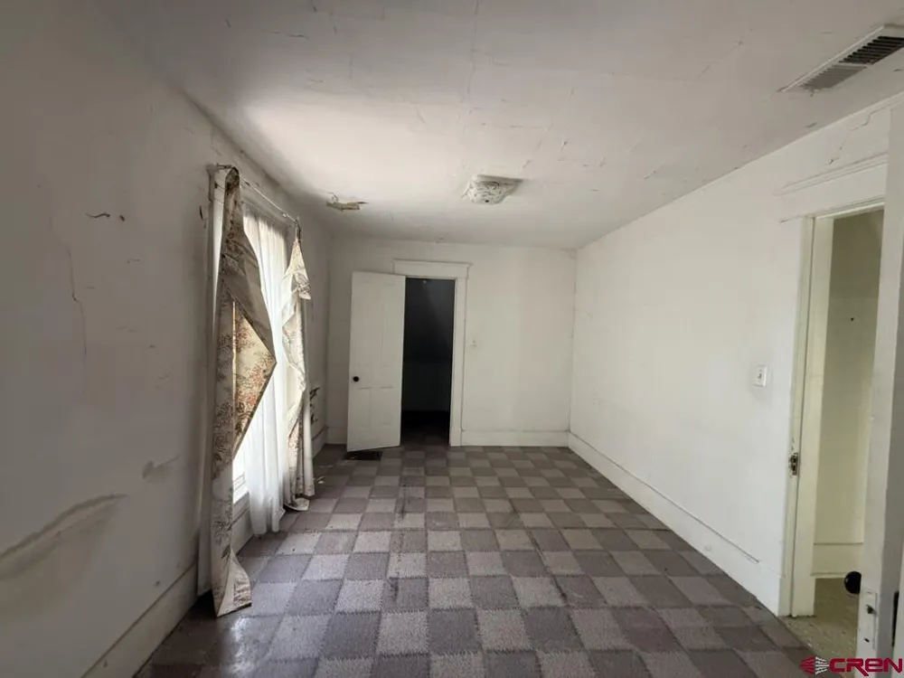 613 3rd Street Paonia, CO 81428