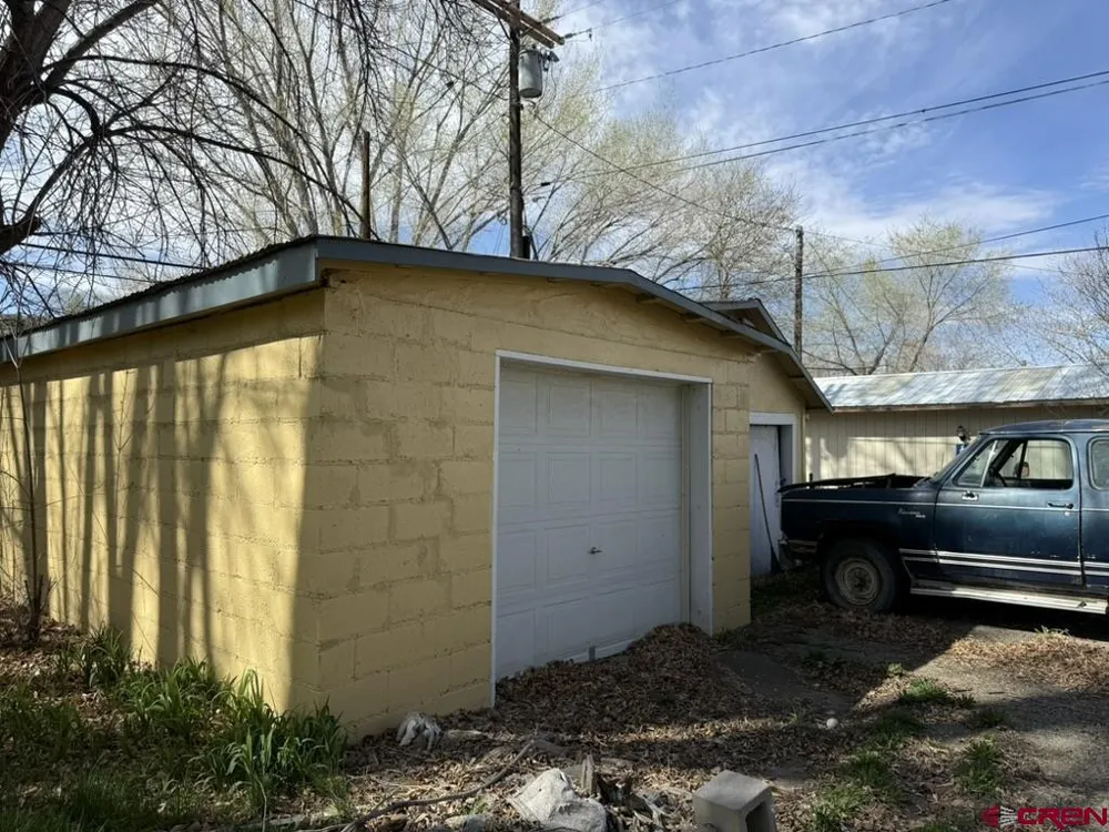 613 3rd Street Paonia, CO 81428