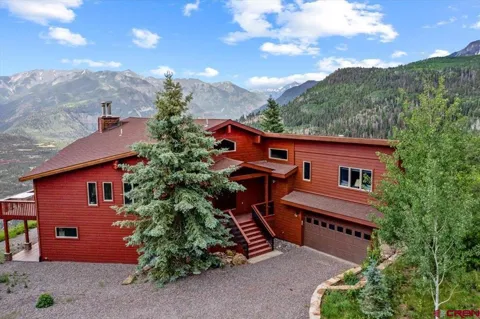 1600 Elk Ridge Trail