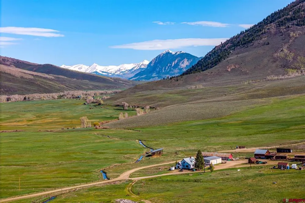 623 County Road 813 Almont, CO 81210