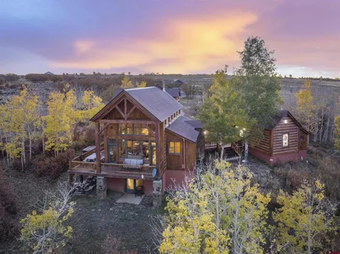 1036 Harcourt Trail