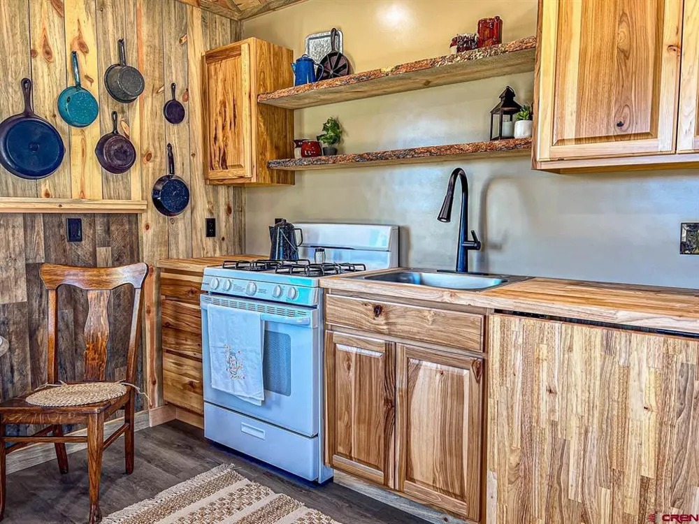 16930 Oak Creek Road Eckert, CO 81418