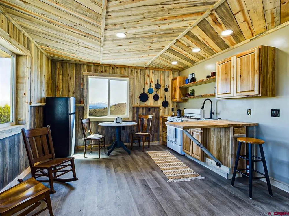 16930 Oak Creek Road Eckert, CO 81418