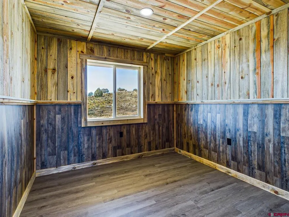 16930 Oak Creek Road Eckert, CO 81418