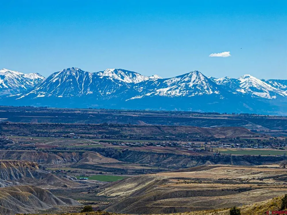 16930 Oak Creek Road Eckert, CO 81418
