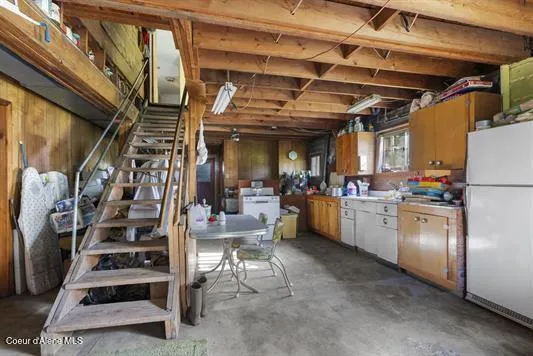 4345 Wilcox Road Northport, WA 99157