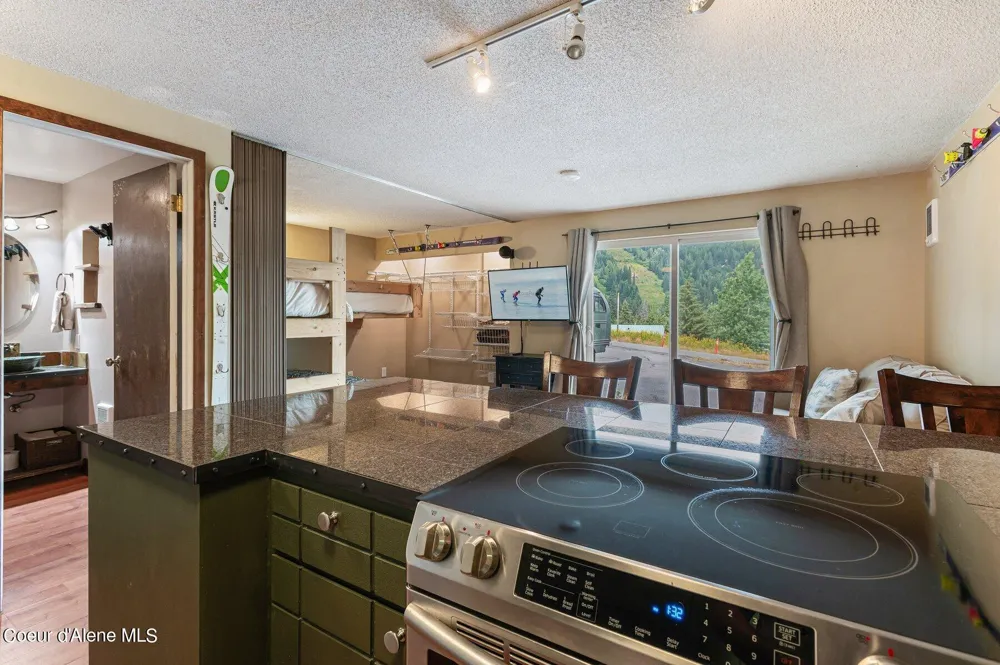 495 Northwest Passage ##103 Sandpoint, ID 83864