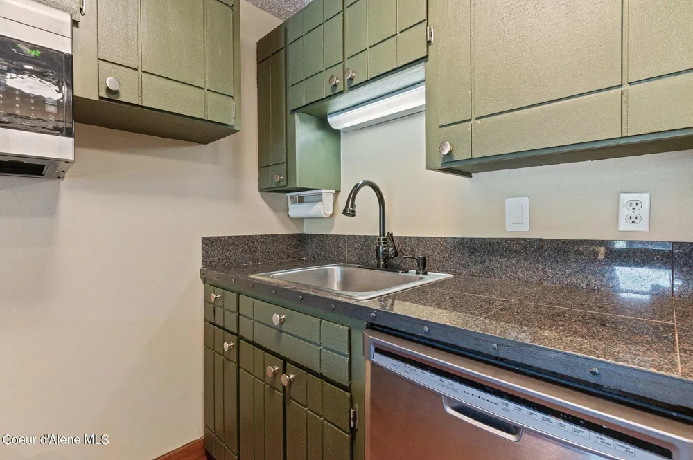 495 Northwest Passage ##103 Sandpoint, ID 83864
