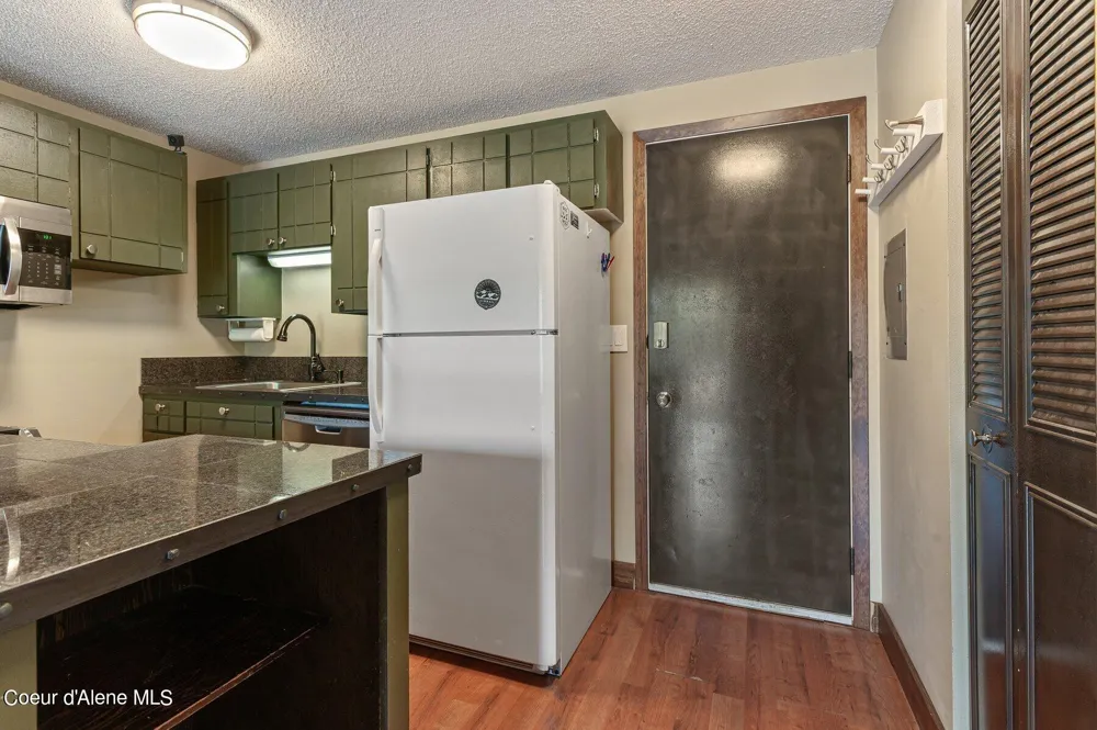 495 Northwest Passage ##103 Sandpoint, ID 83864