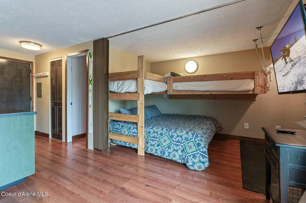 495 Northwest Passage ##103 Sandpoint, ID 83864