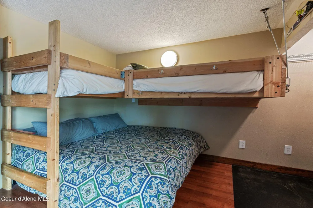 495 Northwest Passage ##103 Sandpoint, ID 83864