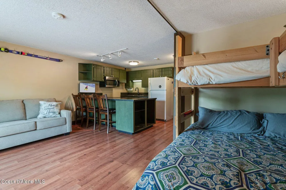 495 Northwest Passage ##103 Sandpoint, ID 83864