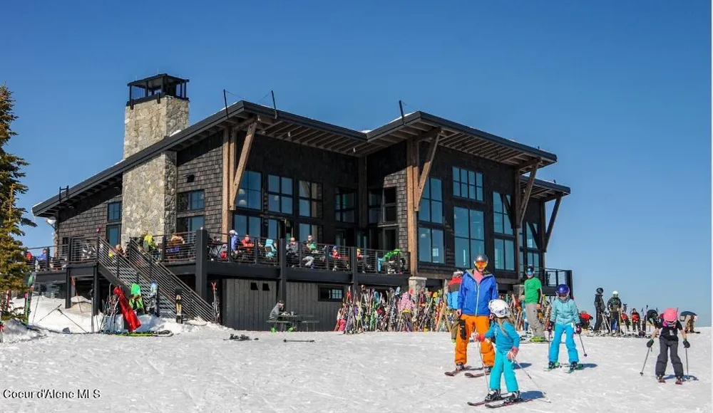 495 Northwest Passage ##103 Sandpoint, ID 83864
