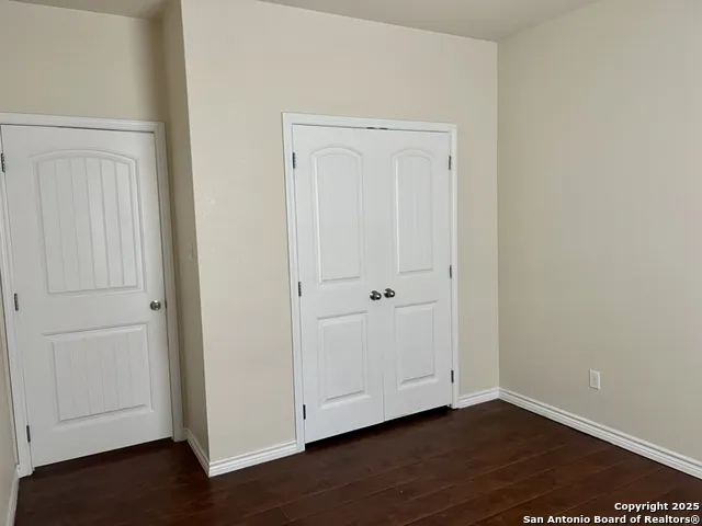 105 Sunnyside Drive Kenedy, TX 78119