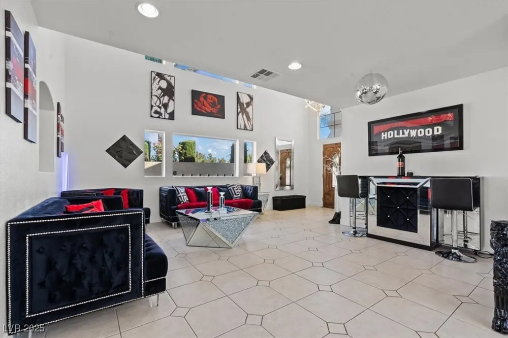 2639 Regency Cove Court Las Vegas, NV 89121