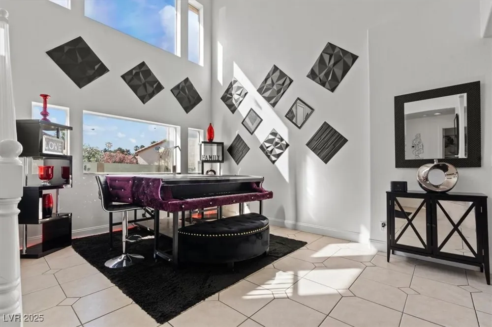 2639 Regency Cove Court Las Vegas, NV 89121