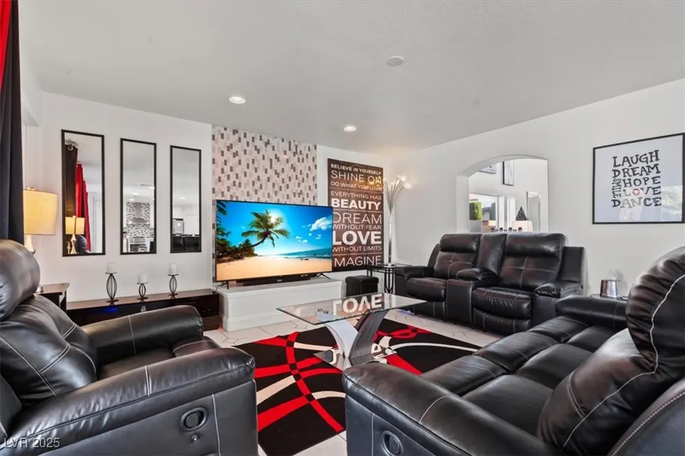 2639 Regency Cove Court Las Vegas, NV 89121