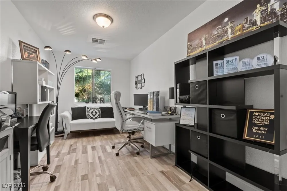2639 Regency Cove Court Las Vegas, NV 89121