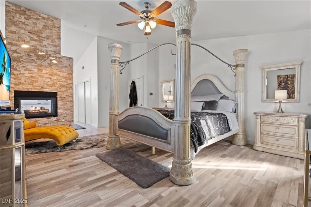 2639 Regency Cove Court Las Vegas, NV 89121