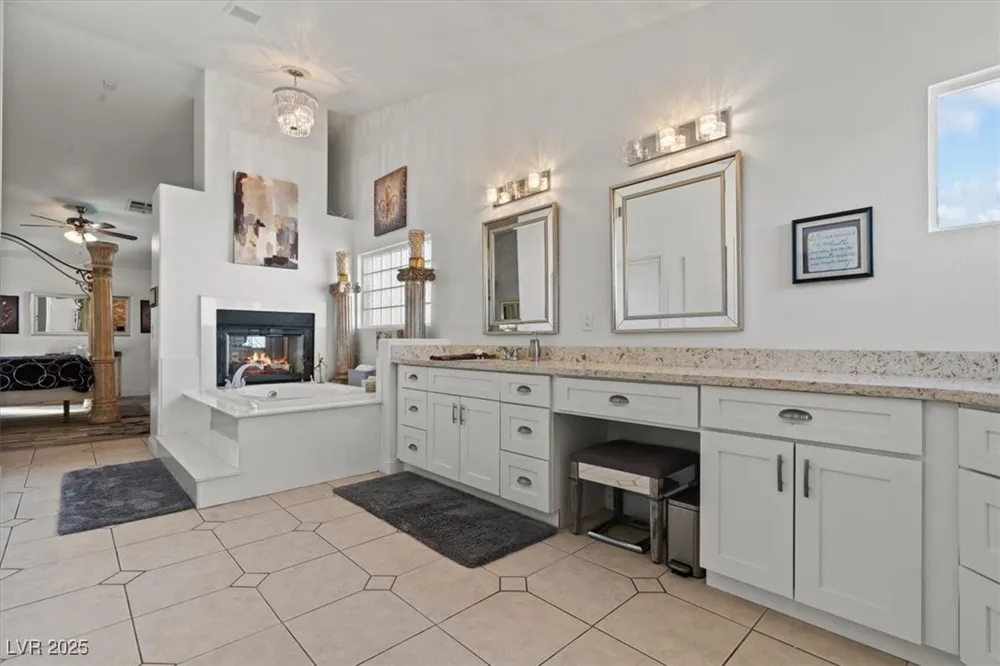2639 Regency Cove Court Las Vegas, NV 89121