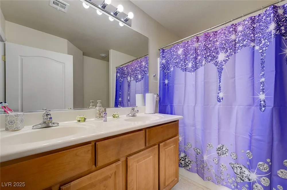 9431 Borough Park Street Las Vegas, NV 89178