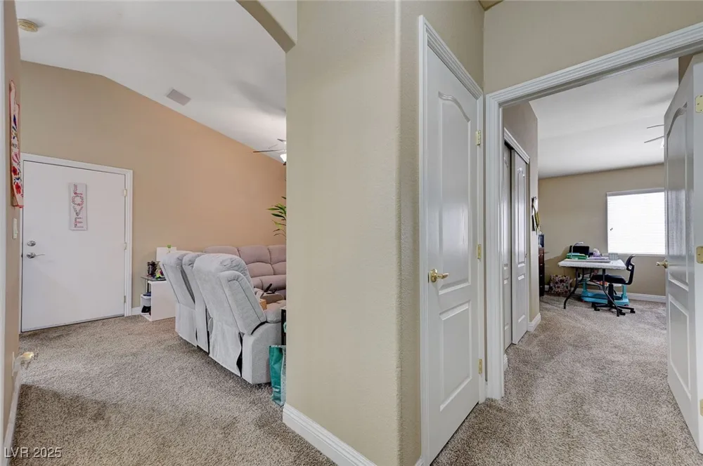 9431 Borough Park Street Las Vegas, NV 89178