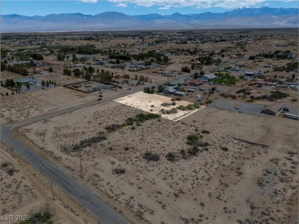 611 W China Street Pahrump, NV 89048