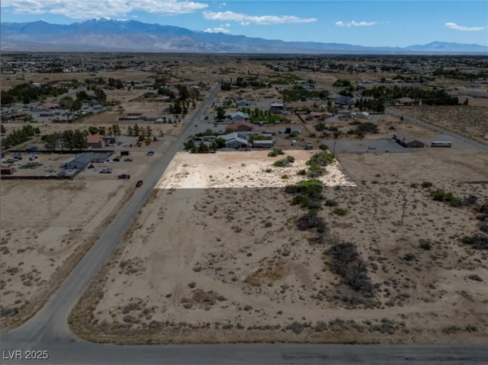 611 W China Street Pahrump, NV 89048