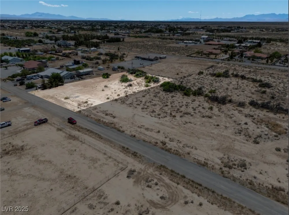611 W China Street Pahrump, NV 89048