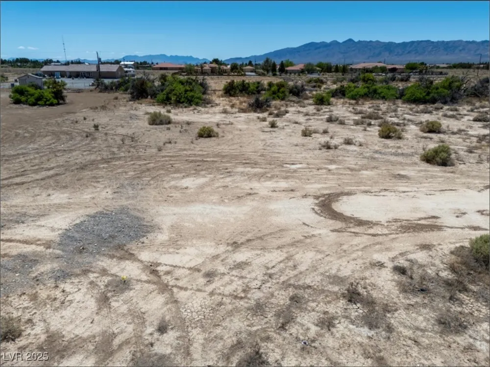 611 W China Street Pahrump, NV 89048