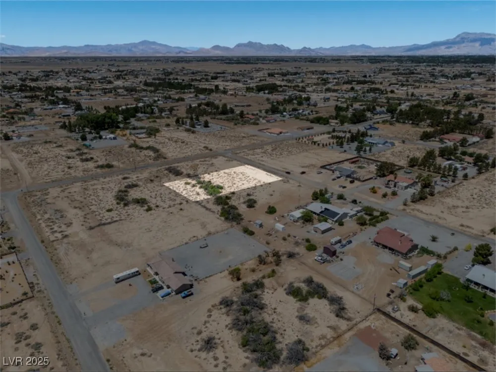 641 W China Street Pahrump, NV 89048