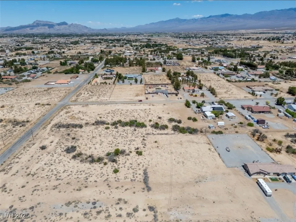 641 W China Street Pahrump, NV 89048