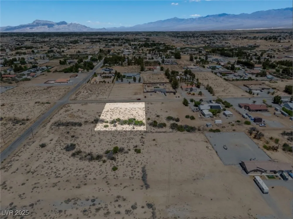 641 W China Street Pahrump, NV 89048