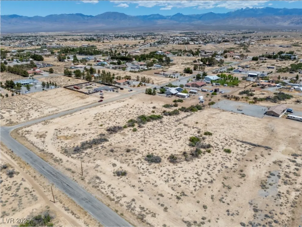 641 W China Street Pahrump, NV 89048